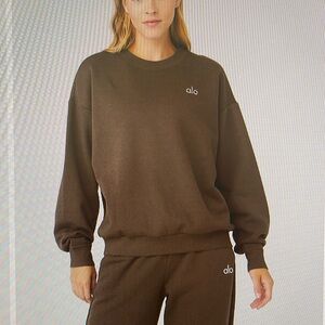 Alo Accolade Crew Neck Pullover